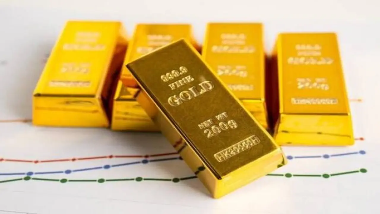 توقعات متفائلة.. بنك يو بي إس يرفع سعر الذهب إلى 6200 دولار للأوقية